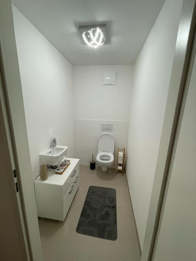 Lovely 3 Rooms Apartment Viena Esterno foto